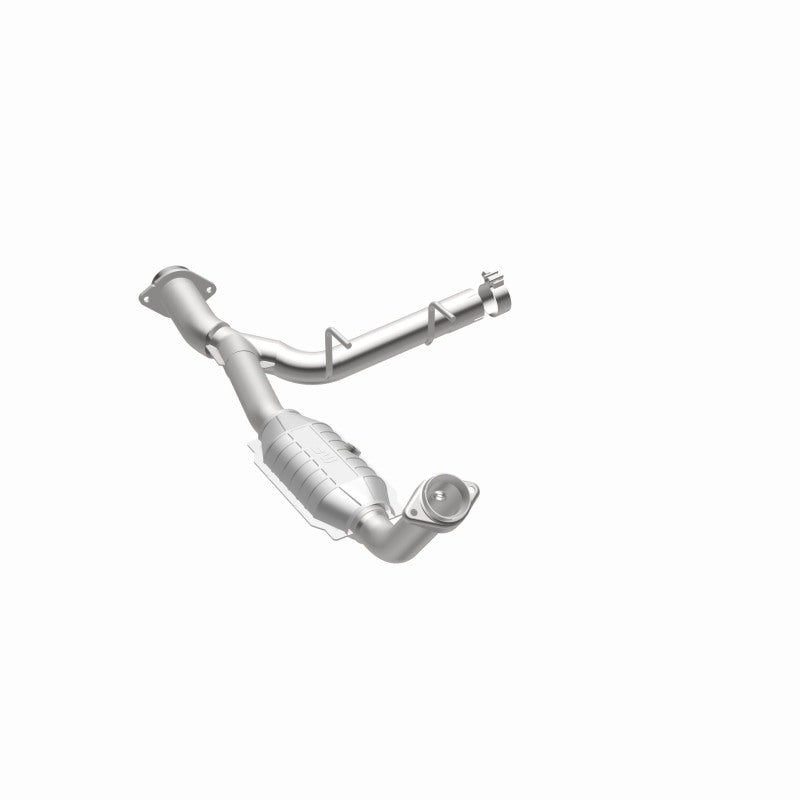MagnaFlow OEM-Grade Direct-Fit Catalytic Converter - Ford Expedition / Lincoln Navigator 5.4L 2003-2006 - Passenger Side, view 32