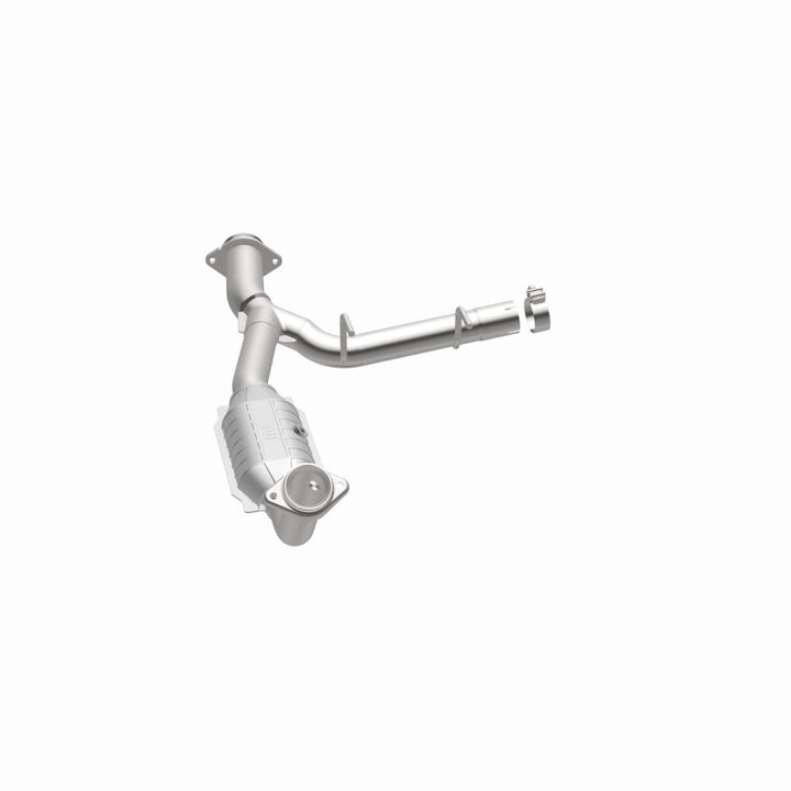 MagnaFlow OEM-Grade Direct-Fit Catalytic Converter - Ford Expedition / Lincoln Navigator 5.4L 2003-2006 - Passenger Side, view 33