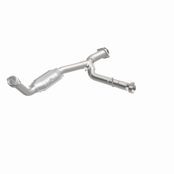 MagnaFlow OEM-Grade Direct-Fit Catalytic Converter - Ford Expedition / Lincoln Navigator 5.4L 2003-2006 - Passenger Side, view 39