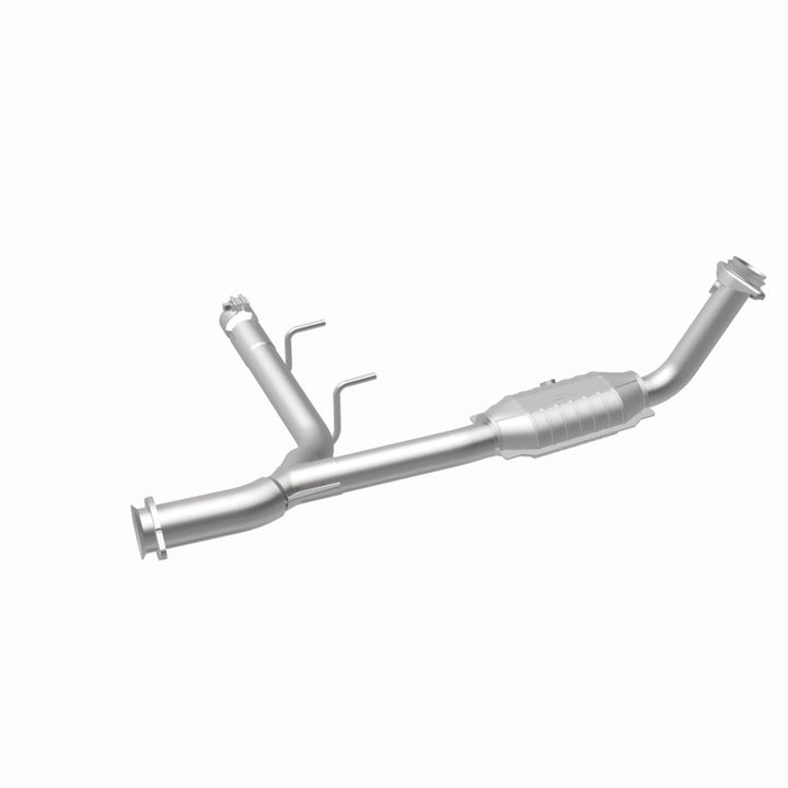 MagnaFlow OEM-Grade Direct-Fit Catalytic Converter - Ford Expedition / Lincoln Navigator 5.4L 2003-2006 - Passenger Side, view 7
