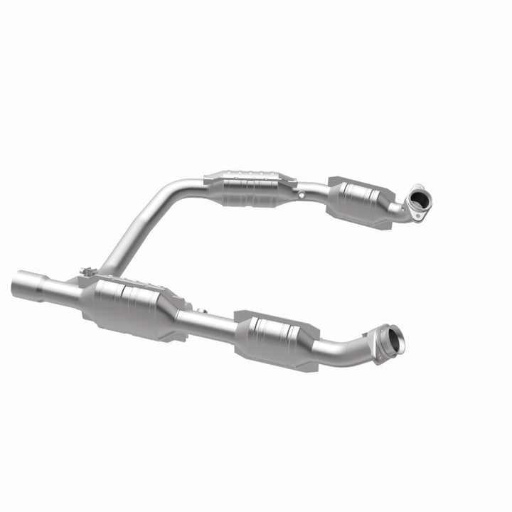 MagnaFlow OEM-Grade Direct-Fit Catalytic Converter - Ford E-150 / E-250 / E-350 Super Duty 5.4L 2004-2008, view 12