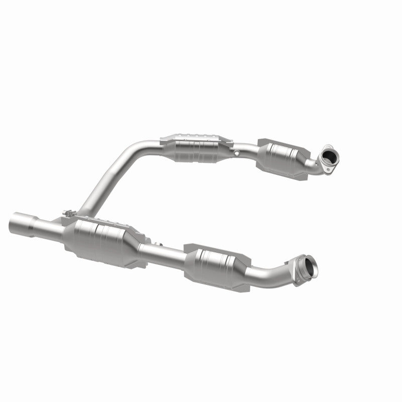 MagnaFlow OEM-Grade Direct-Fit Catalytic Converter - Ford E-150 / E-250 / E-350 Super Duty 5.4L 2004-2008, view 12