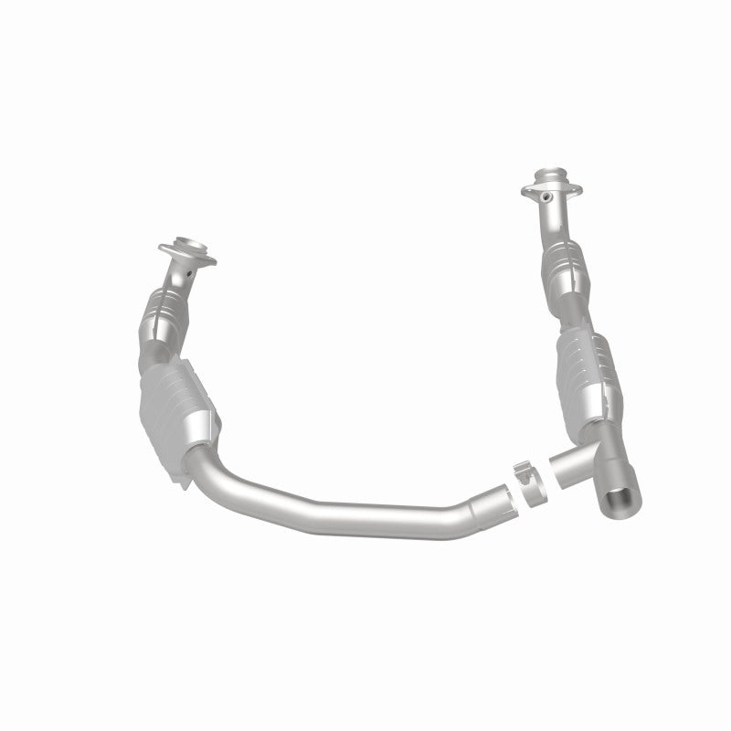 MagnaFlow OEM-Grade Direct-Fit Catalytic Converter - Ford E-150 / E-250 / E-350 Super Duty 5.4L 2004-2008, view 2