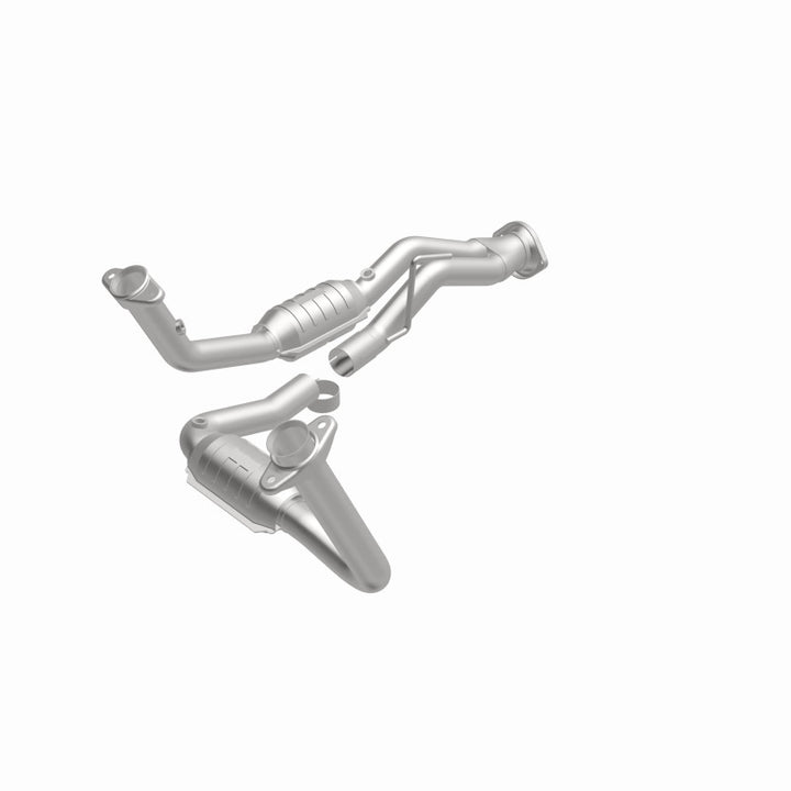MagnaFlow OEM-Grade Direct-Fit Catalytic Converter - Jeep Grand Cherokee 2007-2010, view 9