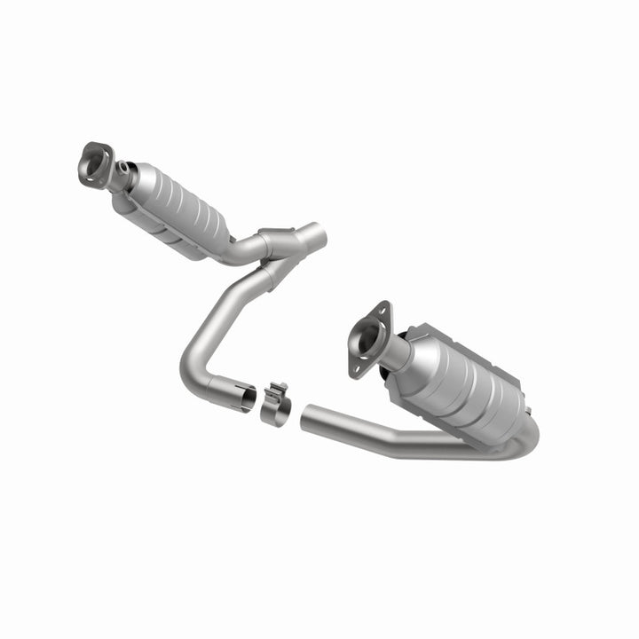 MagnaFlow OEM-Grade Direct-Fit Catalytic Converter - Dodge Dakota 2005-2006 3.7L - Y-Pipe Assembly, view 31