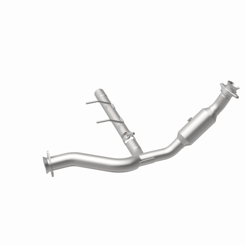 MagnaFlow OEM-Grade Direct-Fit Catalytic Converter - Ford Expedition 2007-2009 - Passenger Side, view 28