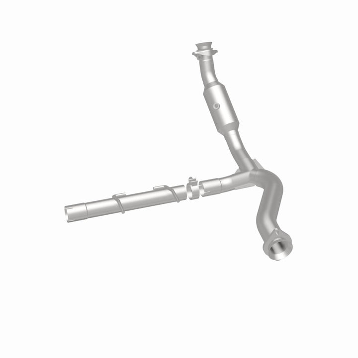 MagnaFlow OEM-Grade Direct-Fit Catalytic Converter - Ford Expedition 2007-2009 - Passenger Side, view 39