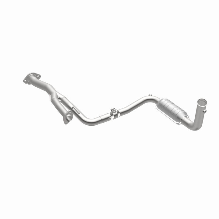 MagnaFlow OEM-Grade Direct-Fit Catalytic Converter - Jeep Liberty 2004 3.7L - Driver Side Front, view 11