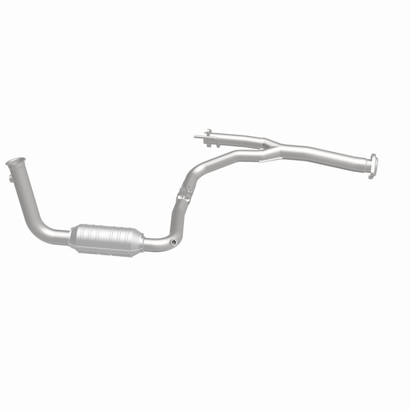 MagnaFlow OEM-Grade Direct-Fit Catalytic Converter - Jeep Liberty 2004 3.7L - Driver Side Front, view 15