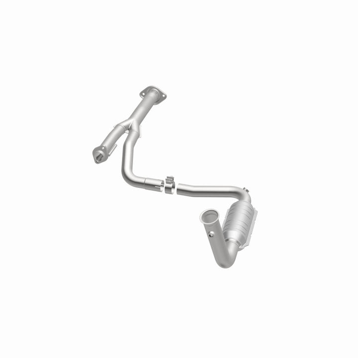 MagnaFlow OEM-Grade Direct-Fit Catalytic Converter - Jeep Liberty 2004 3.7L - Driver Side Front, view 19