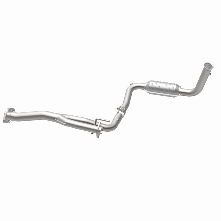 MagnaFlow OEM-Grade Direct-Fit Catalytic Converter - Jeep Liberty 2004 3.7L - Driver Side Front, view 35