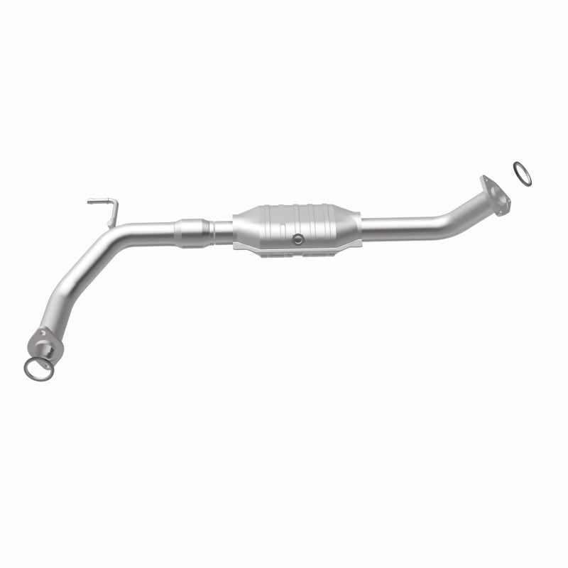 MagnaFlow OEM-Grade Direct-Fit Catalytic Converter - Toyota Tundra 2004-2006 4.7L - Driver Side Front, view 9