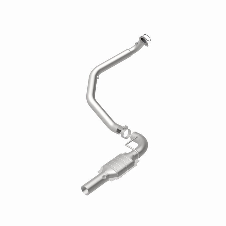 MagnaFlow OEM-Grade Direct-Fit Catalytic Converter - Chevrolet Express GMC Savana 2500 3500 2003-2009 - Driver Side, view 31