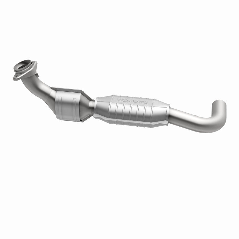 MagnaFlow OEM-Grade Direct-Fit Catalytic Converter - Ford F-150 2001-2004 5.4L - Driver Side, view 5