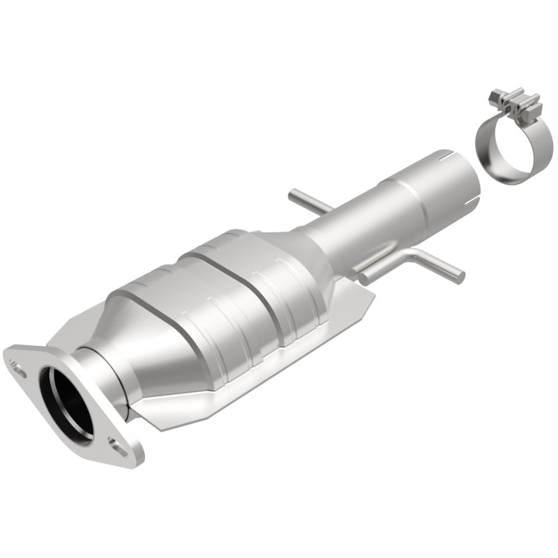 MagnaFlow OEM-Grade Direct-Fit Catalytic Converter - Pontiac G6 / Chevrolet Malibu / Saturn Aura 3.5L 2007-2010 - Underbody, view 2