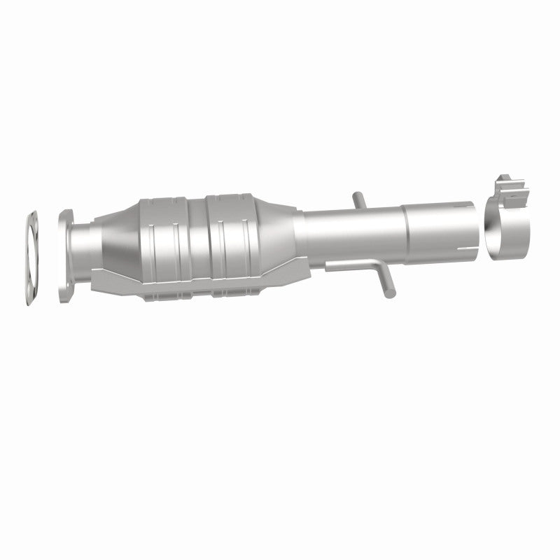 MagnaFlow OEM-Grade Direct-Fit Catalytic Converter - Pontiac G6 / Chevrolet Malibu / Saturn Aura 3.5L 2007-2010 - Underbody, view 4