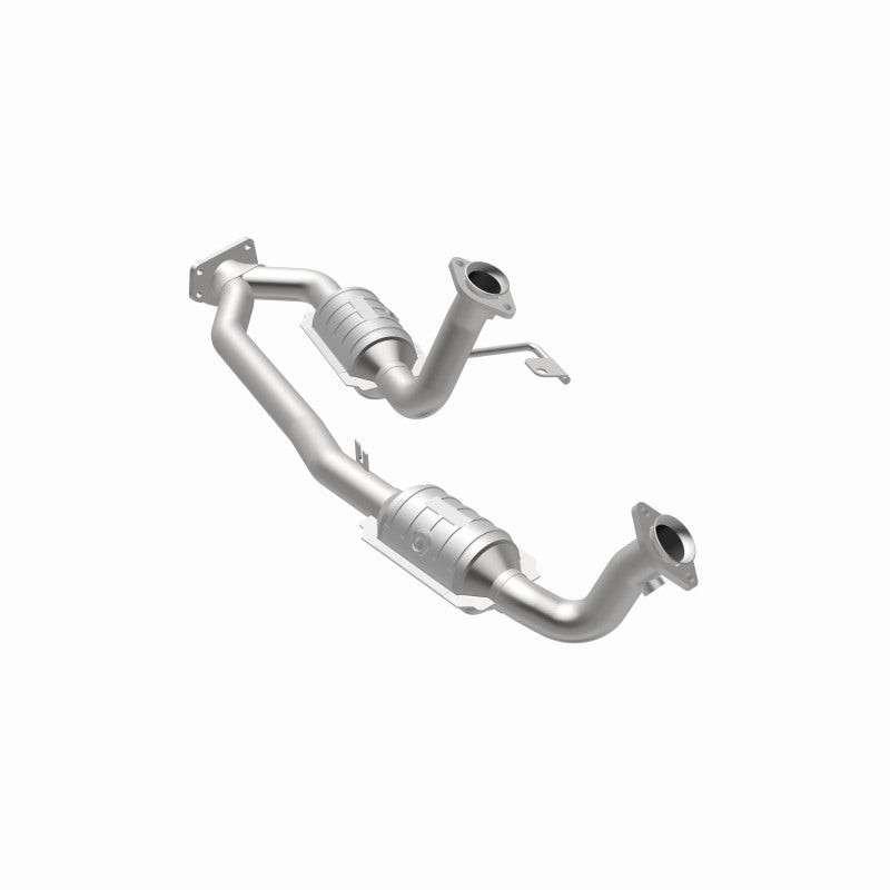 MagnaFlow OEM-Grade Direct-Fit Catalytic Converter - Ford Windstar 2001-2003 3.8L, 360 degree view