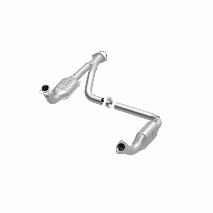 MagnaFlow OEM-Grade Direct-Fit Catalytic Converter - Chevrolet Silverado 2500 HD GMC Sierra 2500 HD 2007-2010 6.0L - Y-Pipe, view 3