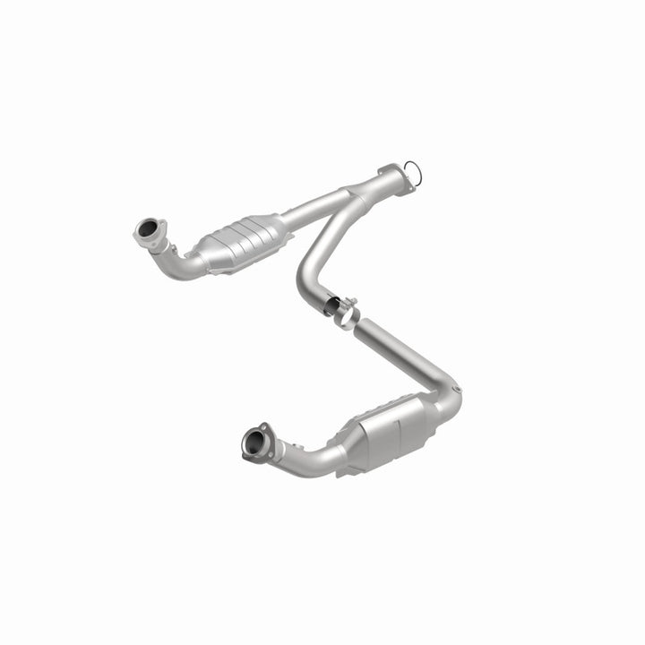 MagnaFlow OEM-Grade Direct-Fit Catalytic Converter - Chevrolet Silverado 2500 HD GMC Sierra 2500 HD 2007-2010 6.0L - Y-Pipe, view 4