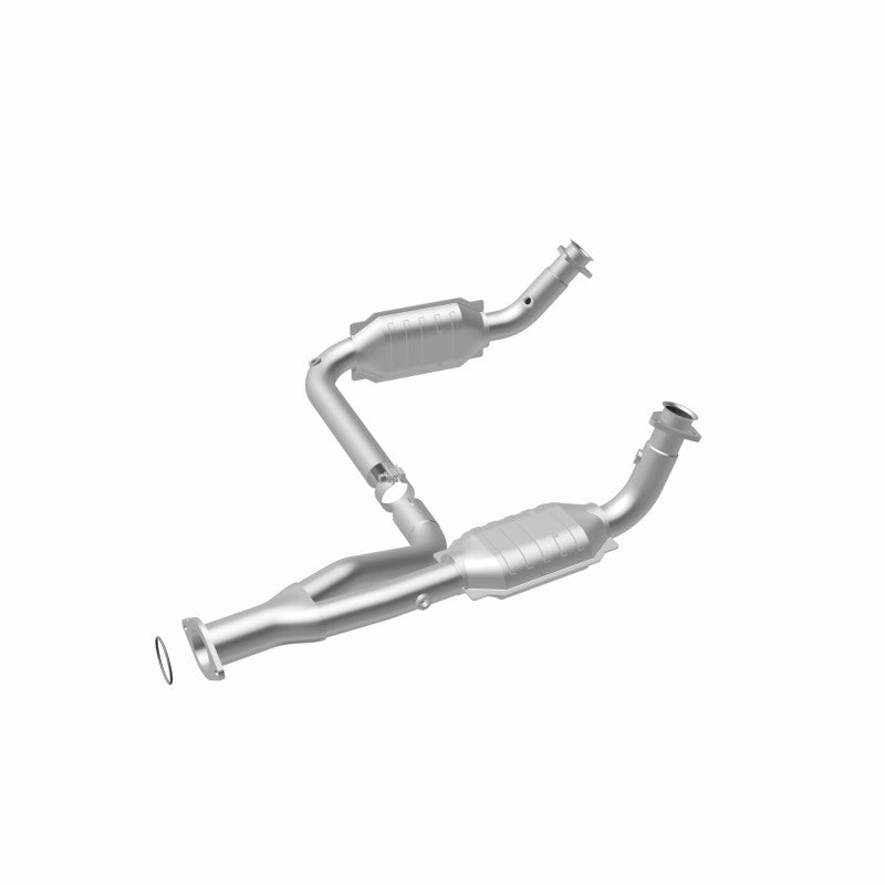 MagnaFlow OEM-Grade Direct-Fit Catalytic Converter - Chevrolet Silverado 2500 HD GMC Sierra 2500 HD 2007-2010 6.0L - Y-Pipe, view 9