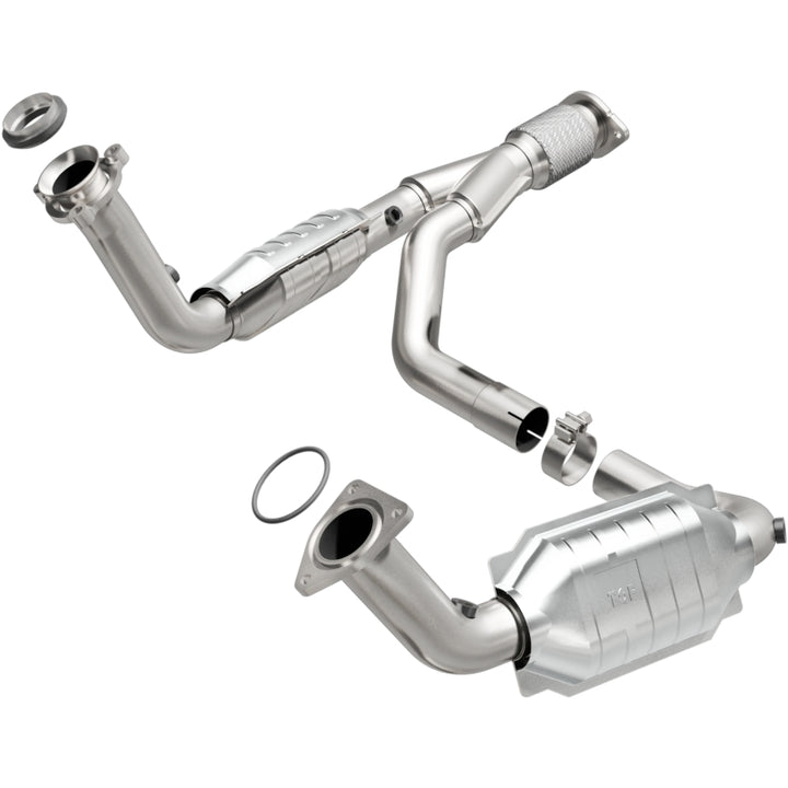 MagnaFlow OEM-Grade Direct-Fit Catalytic Converter - Chevrolet Trailblazer GMC Envoy 2006-2009 5.3L 6.0L