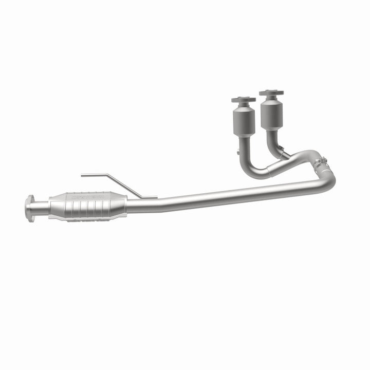 MagnaFlow OEM-Grade Direct-Fit Catalytic Converter - Jeep Wrangler 4.0L 2004-2006 - Rear, view 3