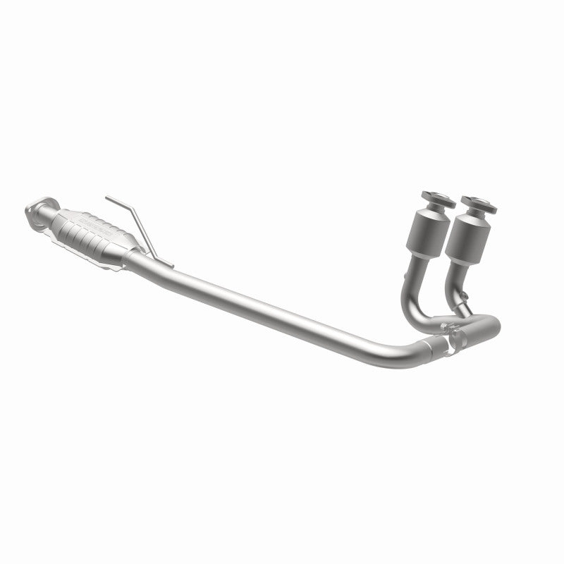 MagnaFlow OEM-Grade Direct-Fit Catalytic Converter - Jeep Wrangler 4.0L 2004-2006 - Rear, view 7