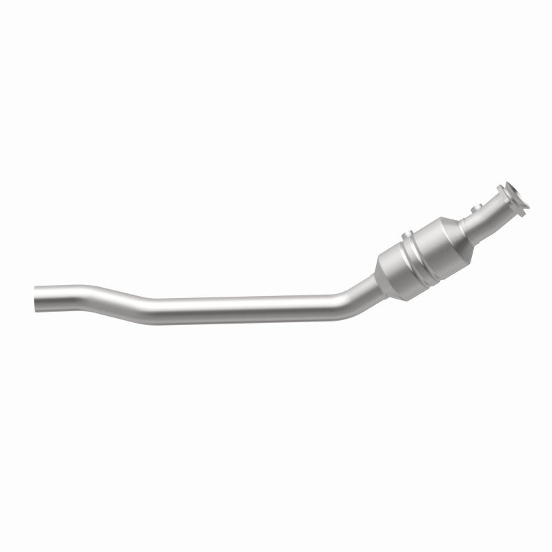 MagnaFlow OEM-Grade Direct-Fit Catalytic Converter - Jeep Grand Cherokee 2011-2019 5.7L - Driver Side, view 2