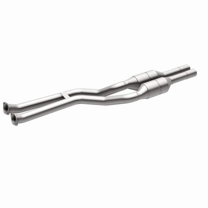 MagnaFlow OEM-Grade Direct-Fit Catalytic Converter - BMW 325i / 330i 2.5L / 3.0L 2001-2006 - Rear, view 15