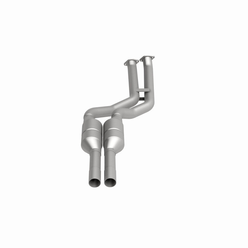 MagnaFlow OEM-Grade Direct-Fit Catalytic Converter - BMW 325i / 330i 2.5L / 3.0L 2001-2006 - Rear, view 34