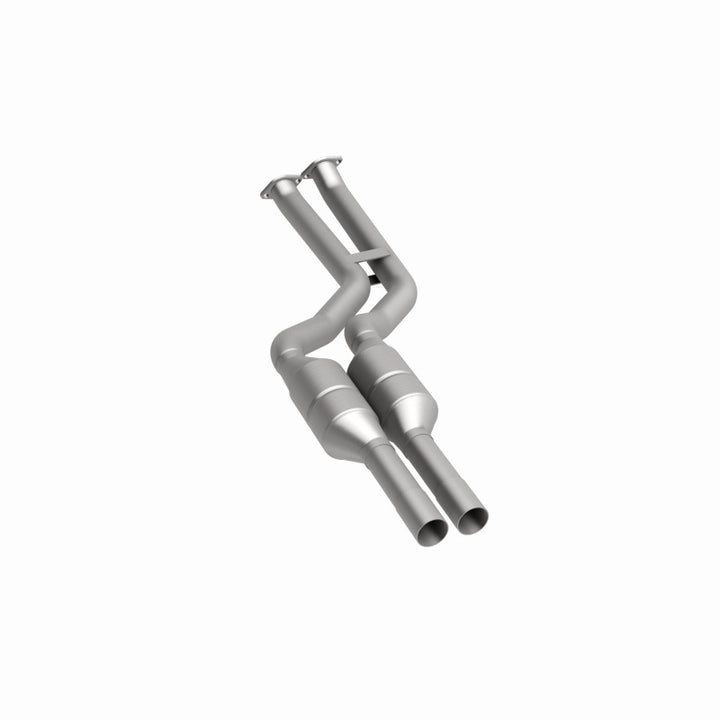 MagnaFlow OEM-Grade Direct-Fit Catalytic Converter - BMW 325i / 330i 2.5L / 3.0L 2001-2006 - Rear, view 39