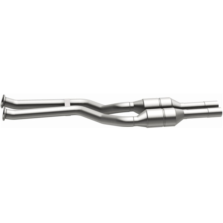 MagnaFlow OEM-Grade Direct-Fit Catalytic Converter - BMW 325i / 330i 2.5L / 3.0L 2001-2006 - Rear, view 42