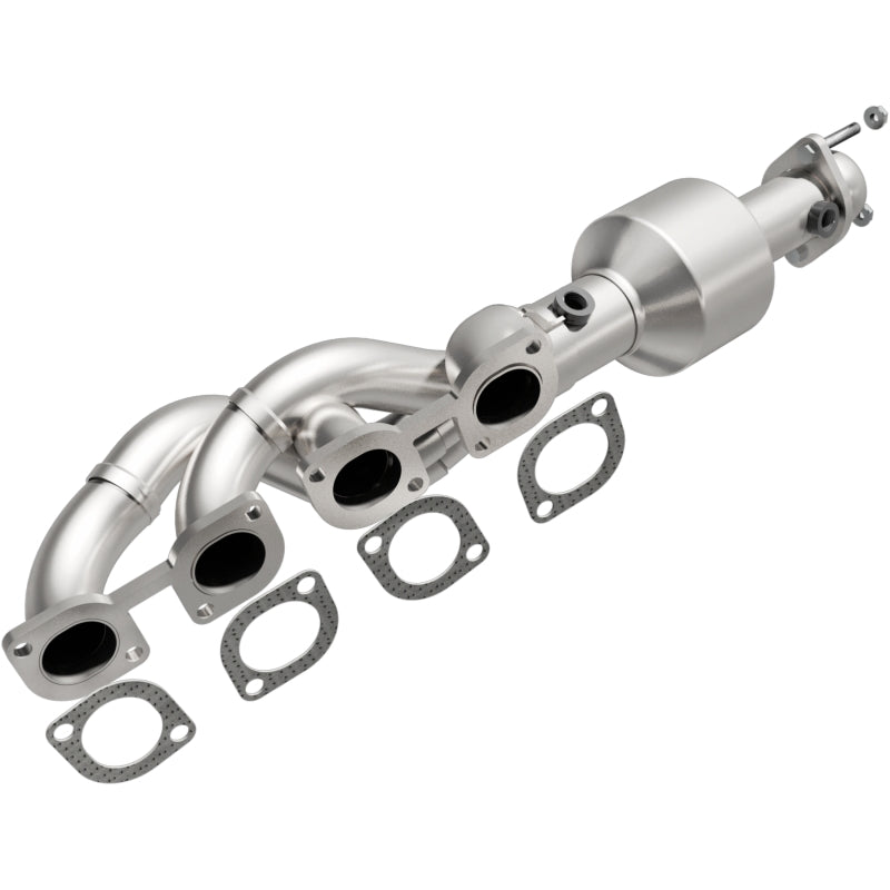 MagnaFlow OEM-Grade Direct-Fit Catalytic Converter - BMW 545i 645Ci 2004-2005 V8 - Right