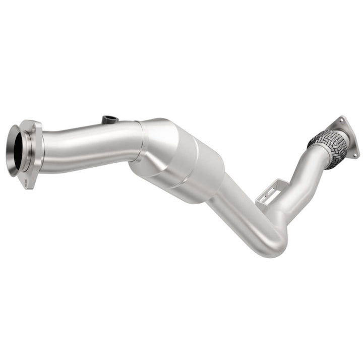 MagnaFlow OEM-Grade Direct-Fit Catalytic Converter - Volkswagen Phaeton 2004-2006 4.2L - Left Front