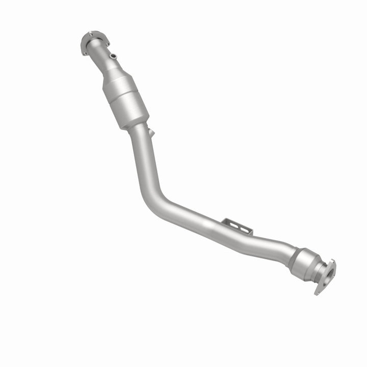 MagnaFlow OEM-Grade Direct-Fit Catalytic Converter - Volkswagen Phaeton 2004-2006 4.2L - Left Front, view 37