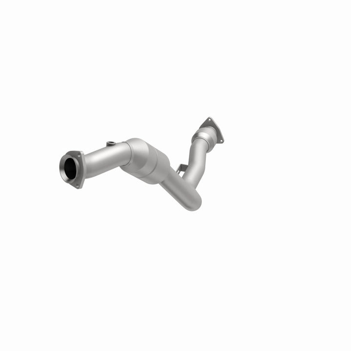 MagnaFlow OEM-Grade Direct-Fit Catalytic Converter - Volkswagen Phaeton 2004-2006 4.2L - Left Front, view 41