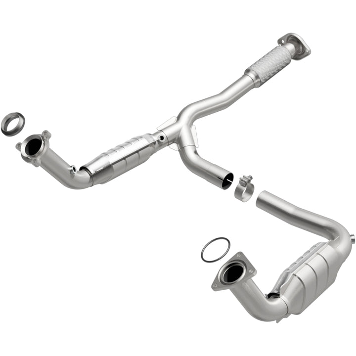 MagnaFlow OEM-Grade Direct-Fit Catalytic Converter - GMC Envoy XL Chevrolet Trailblazer EXT 2003-2006