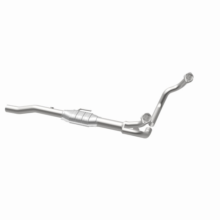 MagnaFlow OEM-Grade Direct-Fit Catalytic Converter - Dodge Ram 1500 2000-2001, 360 degree view