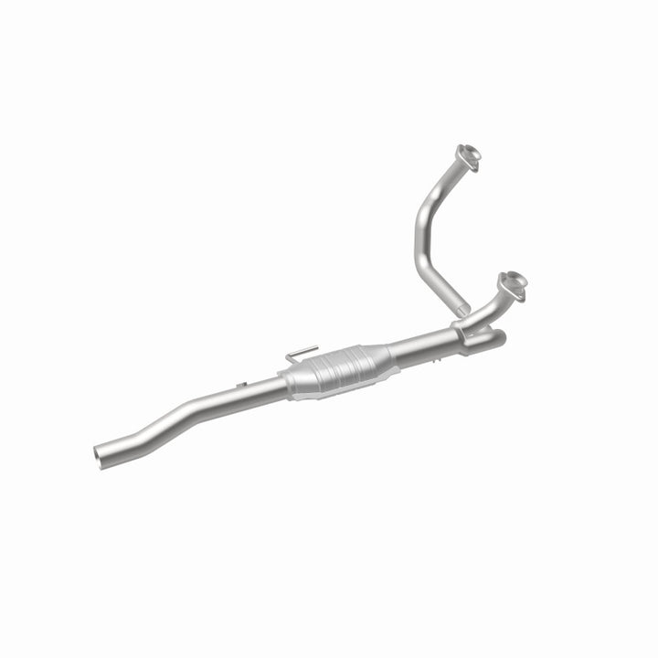 MagnaFlow OEM-Grade Direct-Fit Catalytic Converter - Dodge Ram 1500 2000-2001, 360 degree view