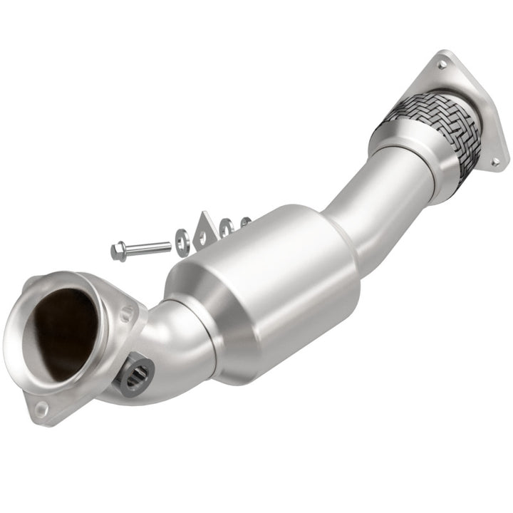 MagnaFlow OEM-Grade Direct-Fit Catalytic Converter - Volkswagen Touareg 2004-2007 4.2L - Passenger Side, view 2