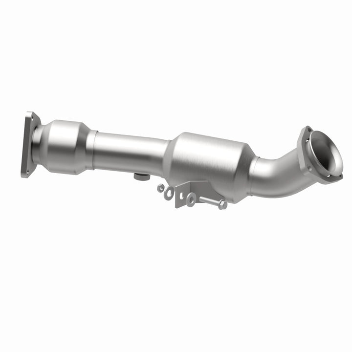 MagnaFlow OEM-Grade Direct-Fit Catalytic Converter - Volkswagen Touareg 2004-2007 4.2L - Passenger Side, view 30