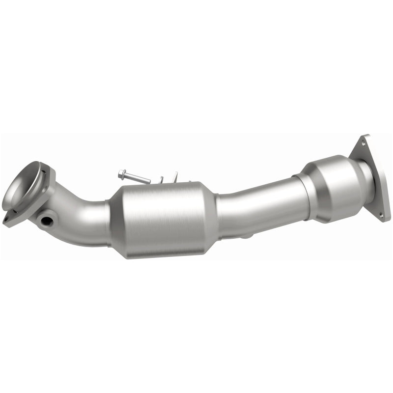 MagnaFlow OEM-Grade Direct-Fit Catalytic Converter - Volkswagen Touareg 2004-2007 4.2L - Passenger Side, view 34