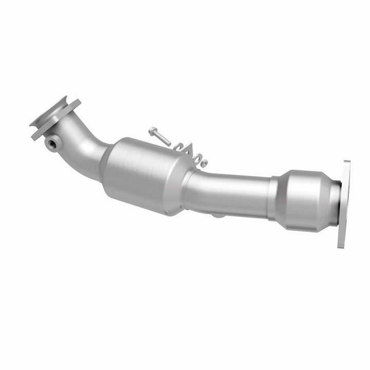 MagnaFlow OEM-Grade Direct-Fit Catalytic Converter - Volkswagen Touareg 2004-2007 4.2L - Passenger Side, view 5