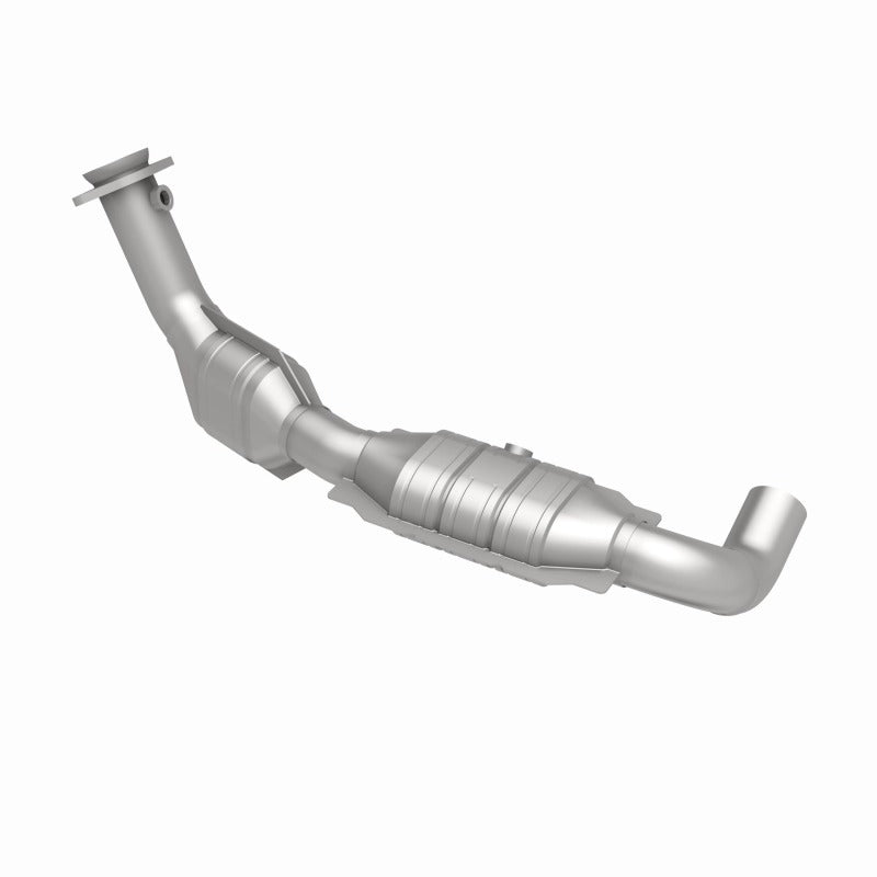 MagnaFlow OEM Grade Direct-Fit Catalytic Converter - Ford F-150 / Expedition 4.6L 2001-2004, 360 degree view