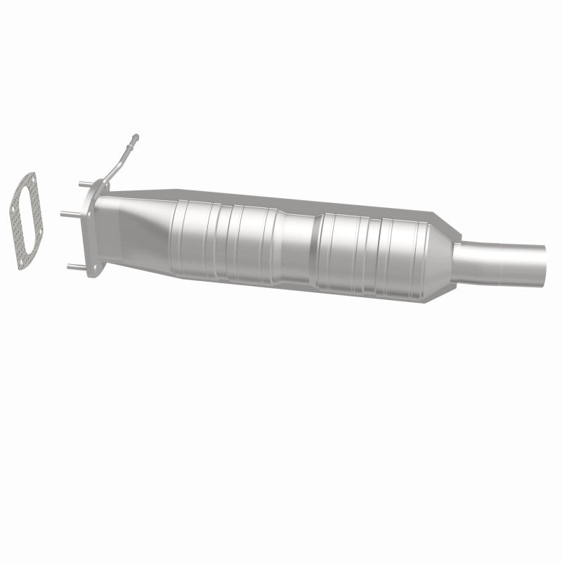 MagnaFlow OEM-Grade Direct-Fit Catalytic Converter - Ford F-250 F-350 Super Duty 2005-2007 - Rear, view 3