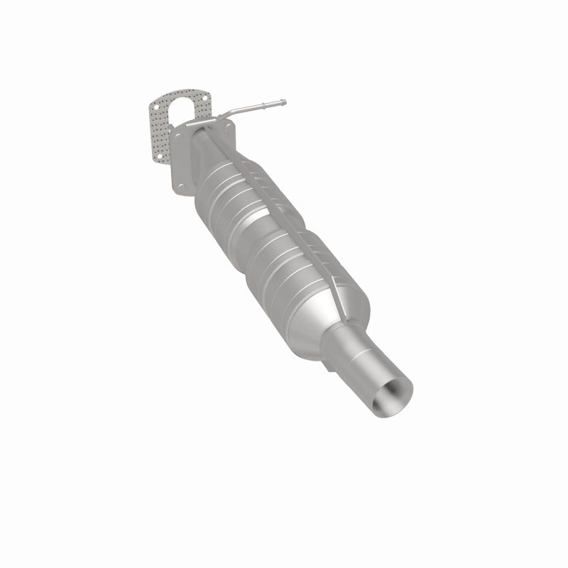 MagnaFlow OEM-Grade Direct-Fit Catalytic Converter - Ford F-250 F-350 Super Duty 2005-2007 - Rear, view 33