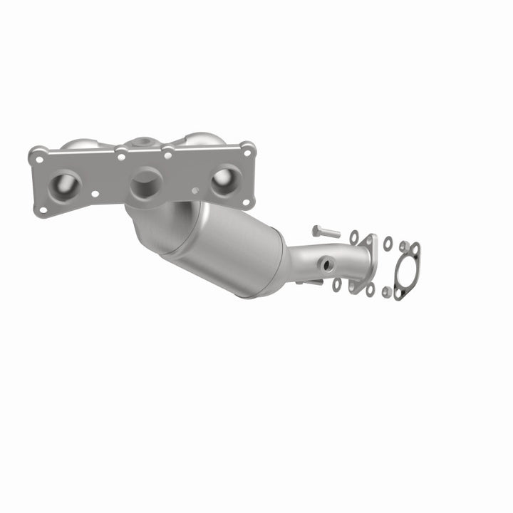 MagnaFlow OEM-Grade Direct-Fit Catalytic Converter - BMW 528i 2008-2011 3.0L - Rear, view 3