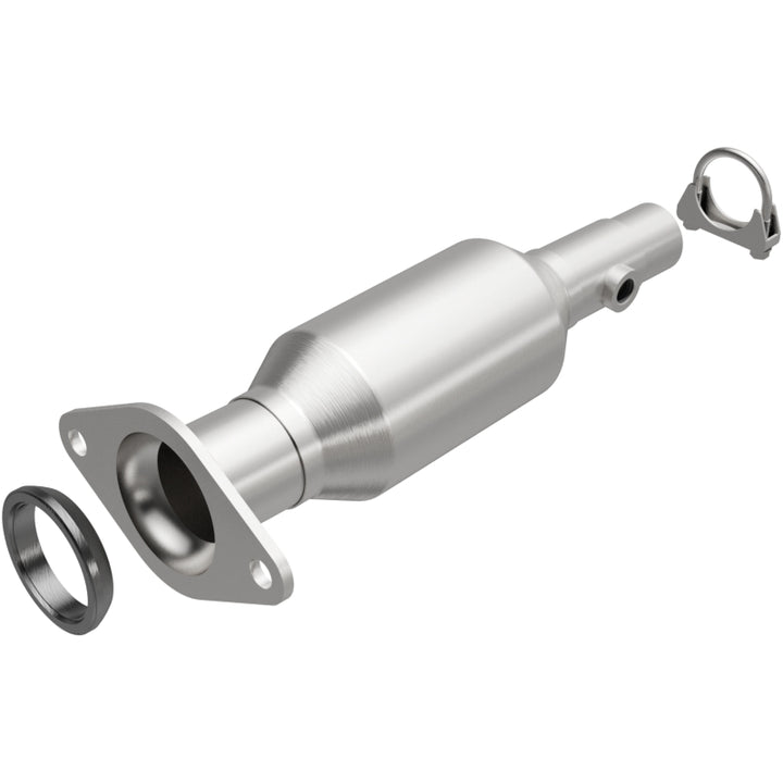 MagnaFlow OEM-Grade Direct-Fit Catalytic Converter - Toyota Prius 2001-2003 1.5L