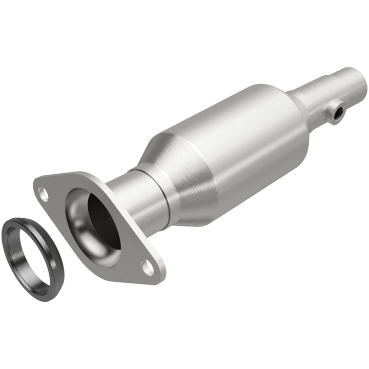 MagnaFlow OEM-Grade Direct-Fit Catalytic Converter - Toyota Prius 2001-2003 1.5L, view 2