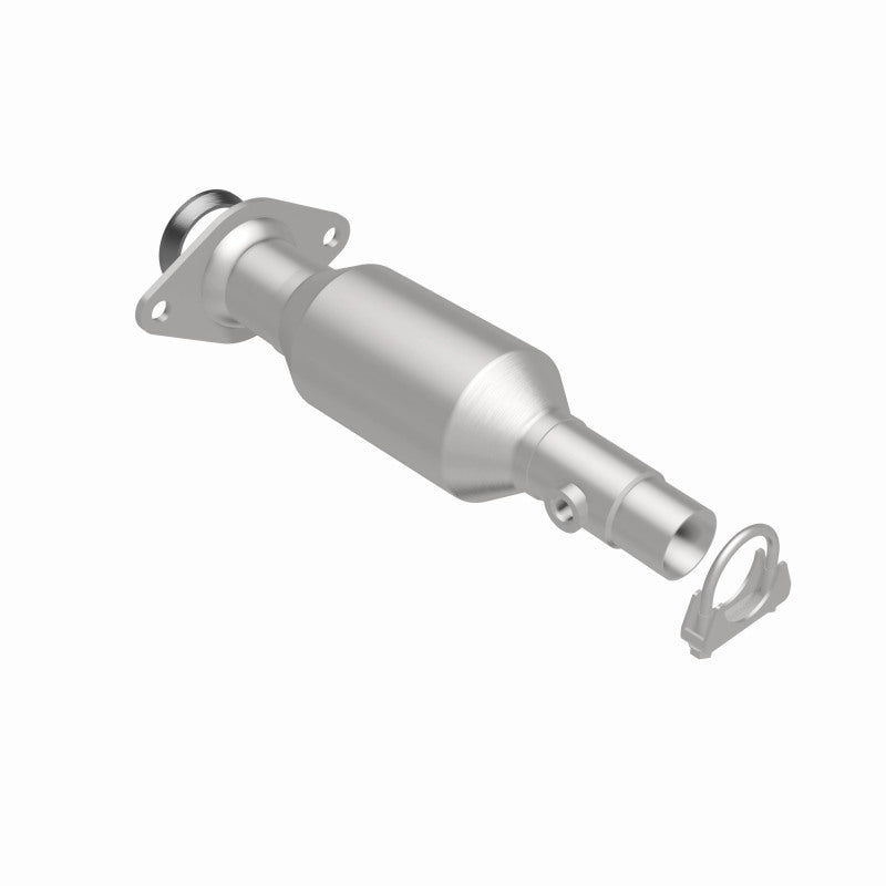 MagnaFlow OEM-Grade Direct-Fit Catalytic Converter - Toyota Prius 2001-2003 1.5L, view 3